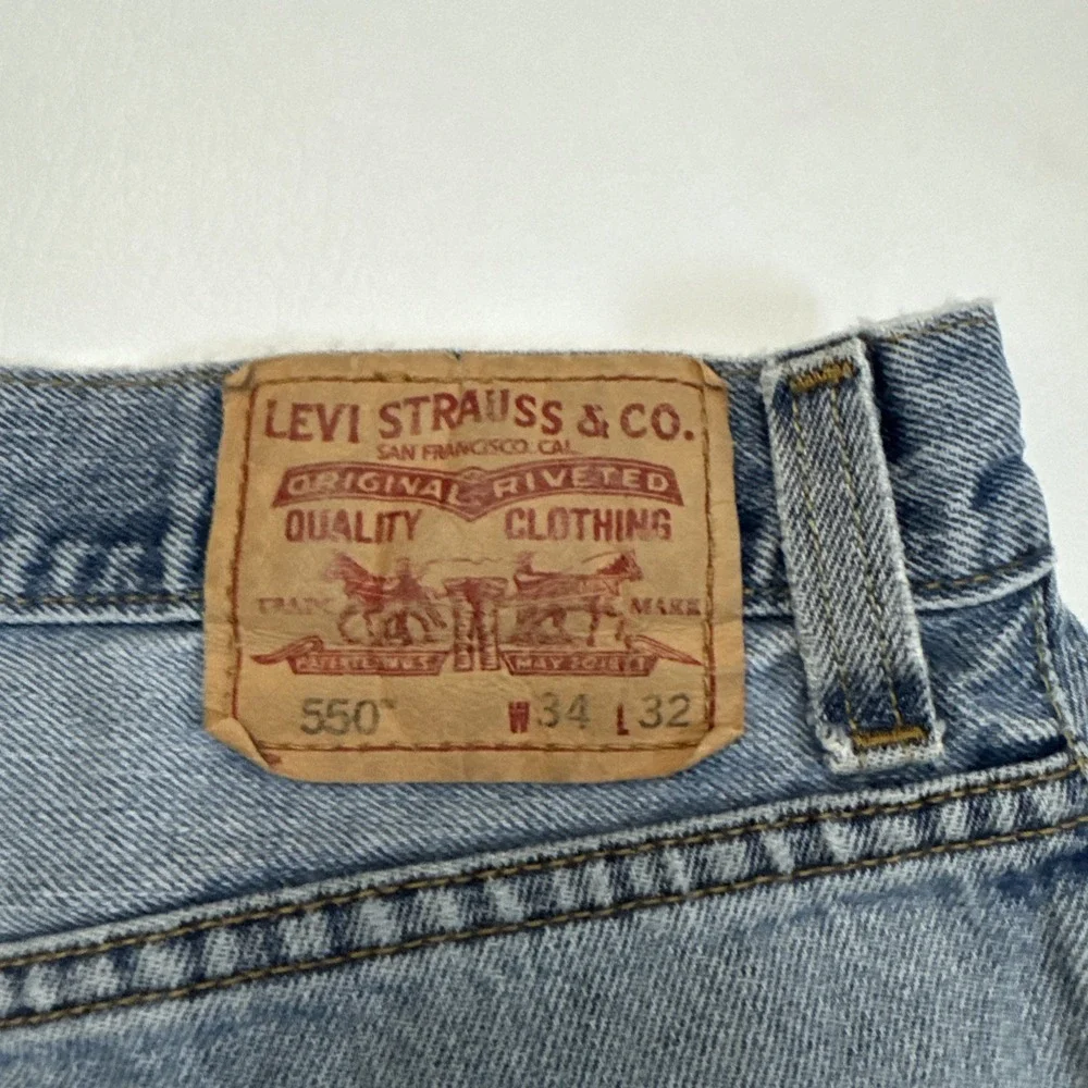 Levi's 550 Relaxed Fit Jeans Mens 34x32 (Fits 33x31.5) Blue Denim Cotton Y2K Tag